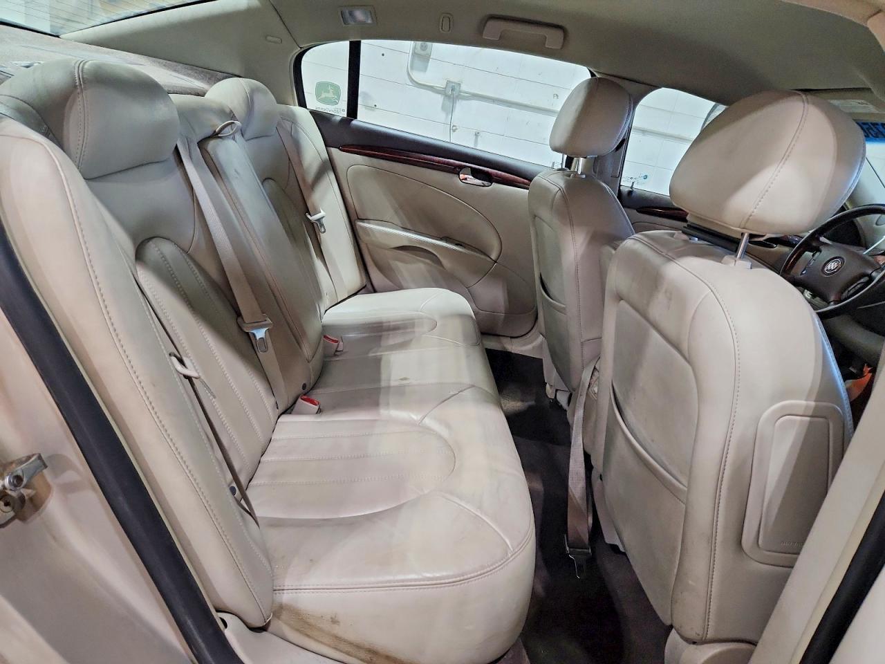 BUICK LUCERNE 2008 — 11