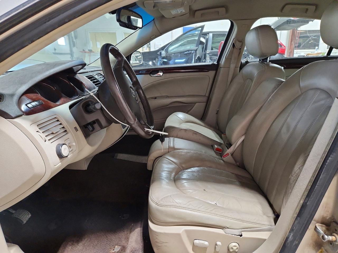 BUICK LUCERNE 2008 — 8
