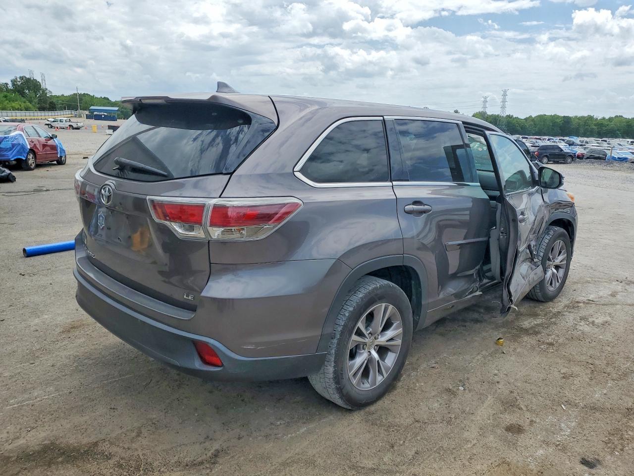 TOYOTA HIGHLANDER 2014 — 4