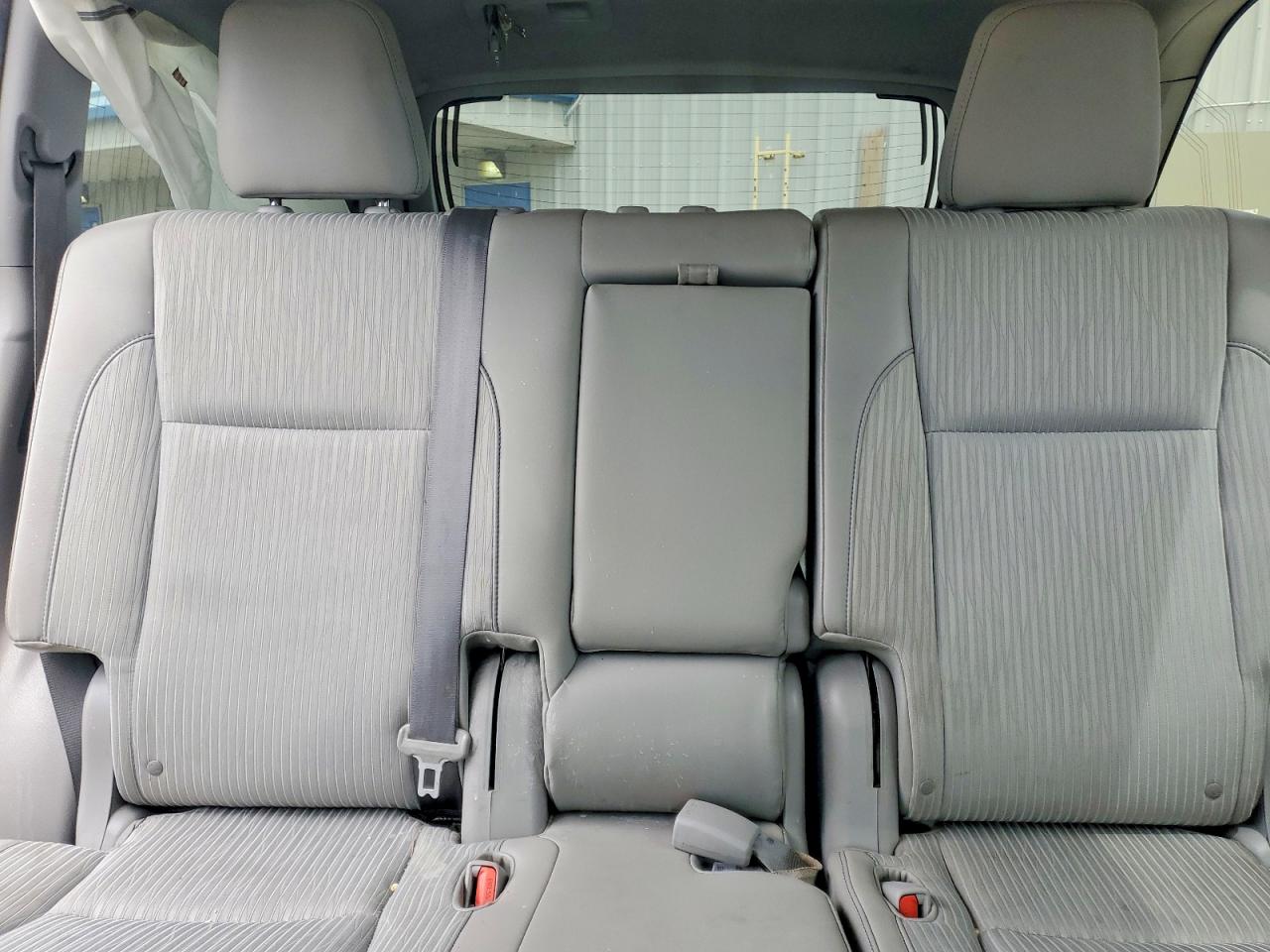 TOYOTA HIGHLANDER 2014 — 11