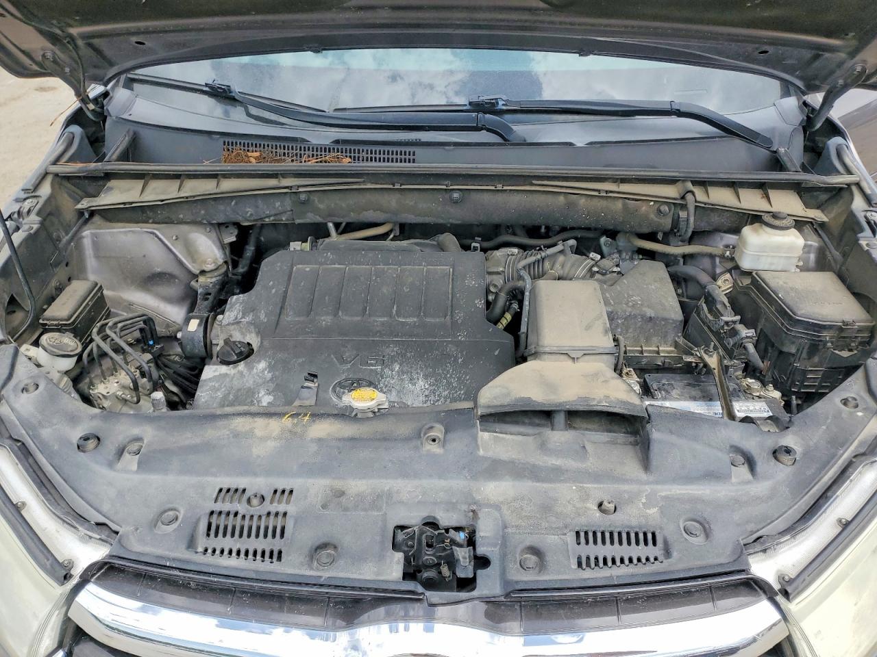 TOYOTA HIGHLANDER 2014 — 13