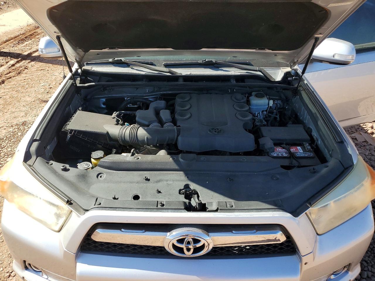 TOYOTA 4RUNNER 2011 — 13