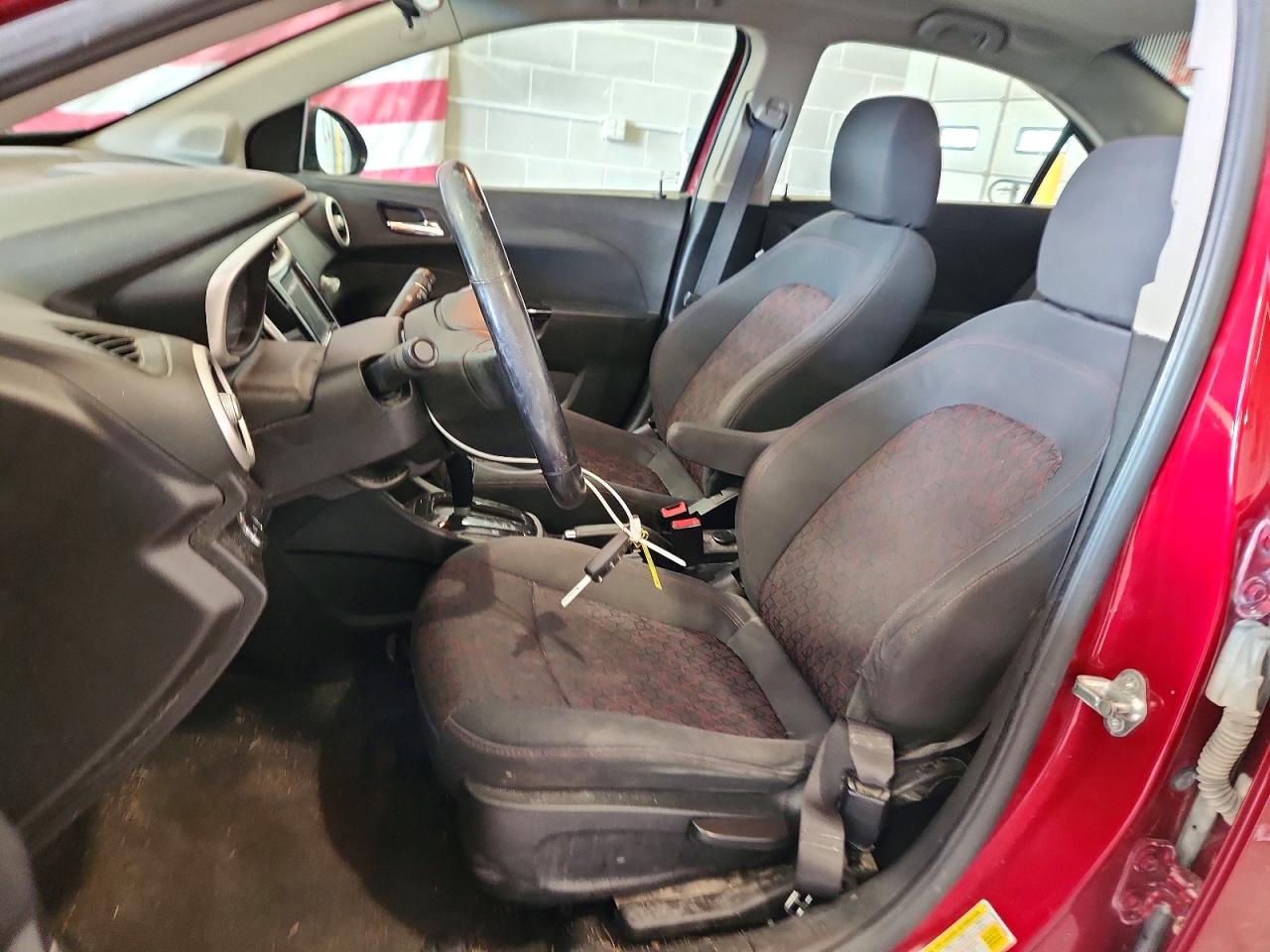 CHEVROLET SONIC 2017 — 8