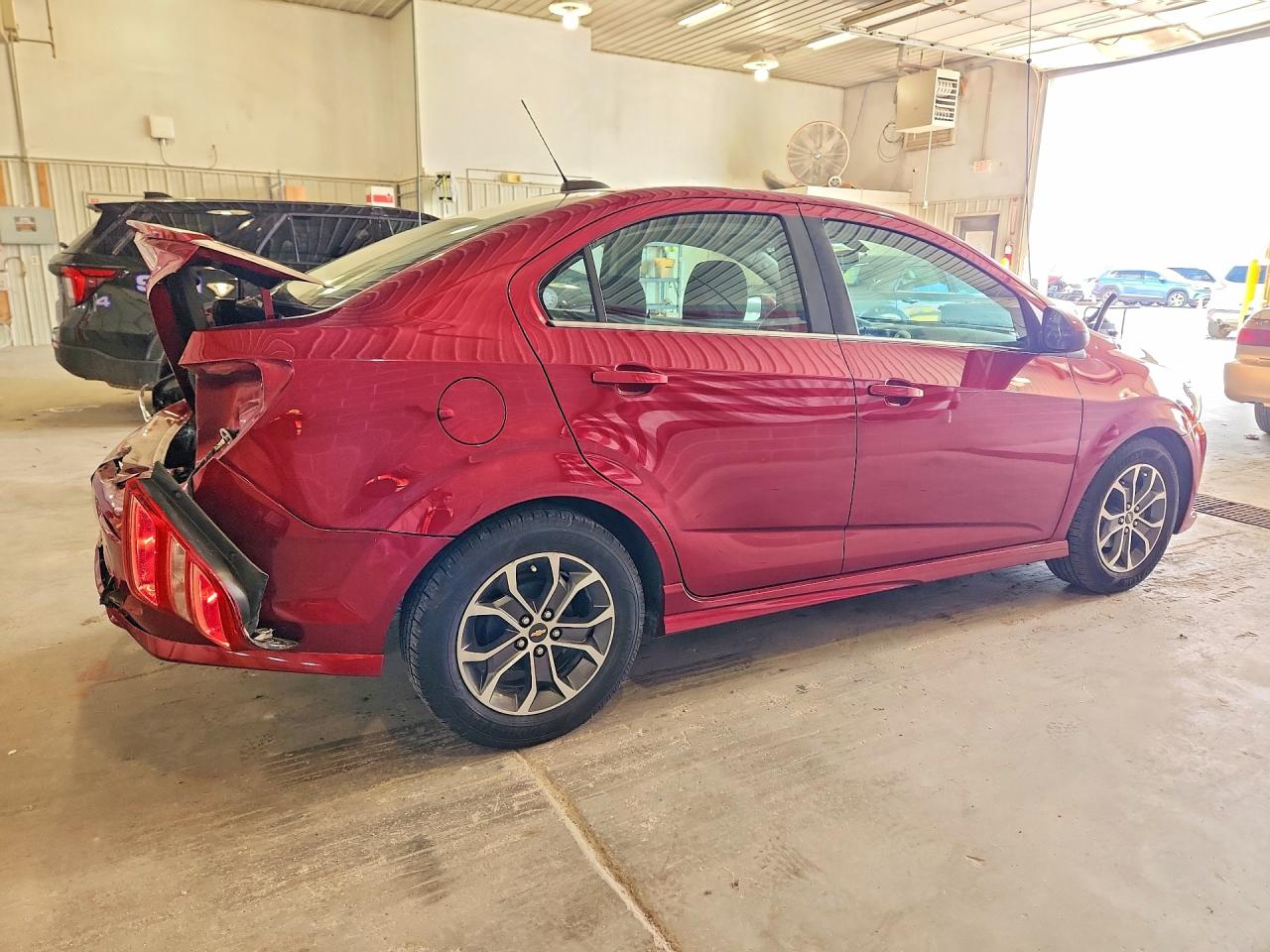 CHEVROLET SONIC 2017 — 4