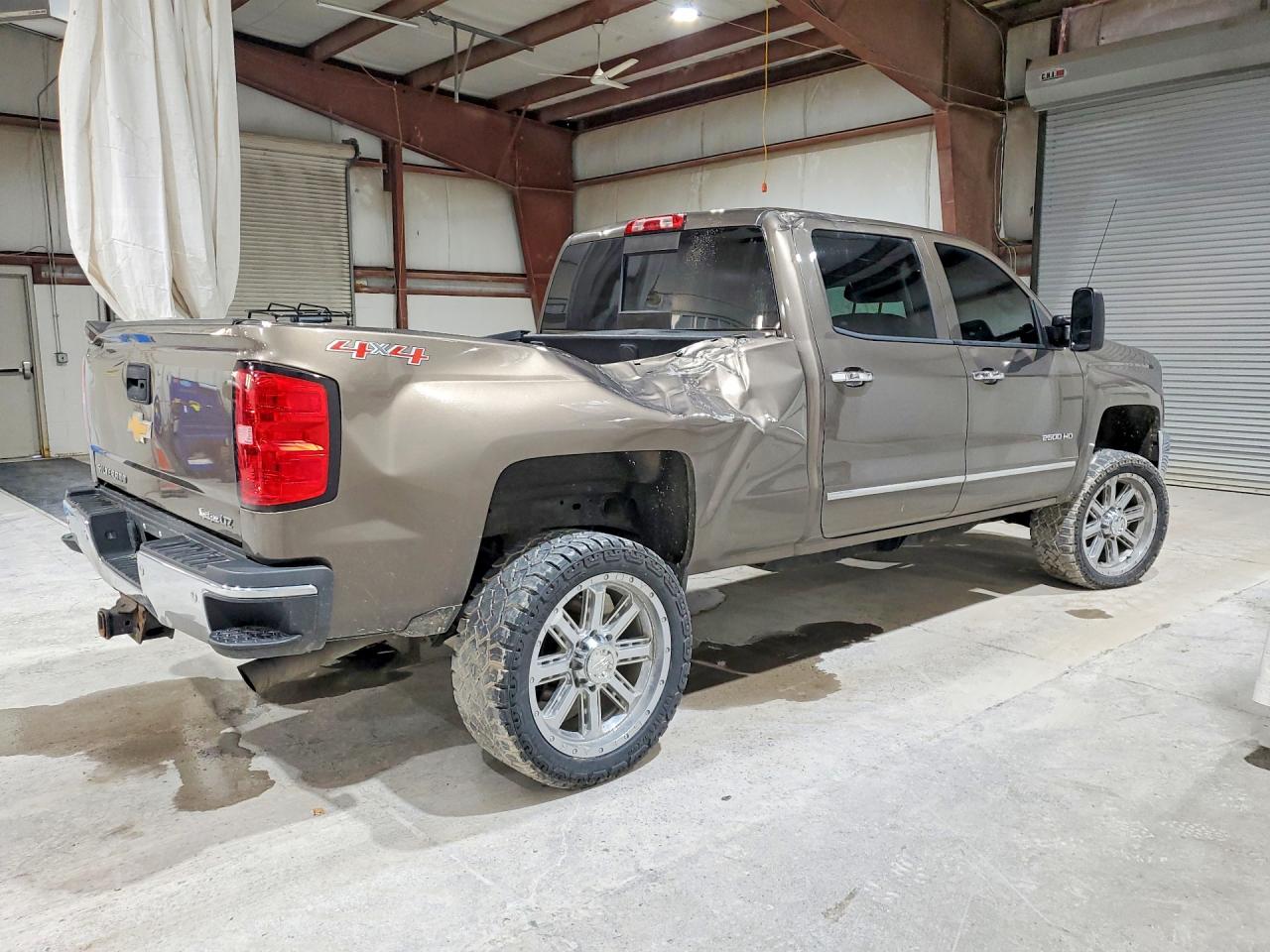 CHEVROLET SILVERADO 2015 — 4