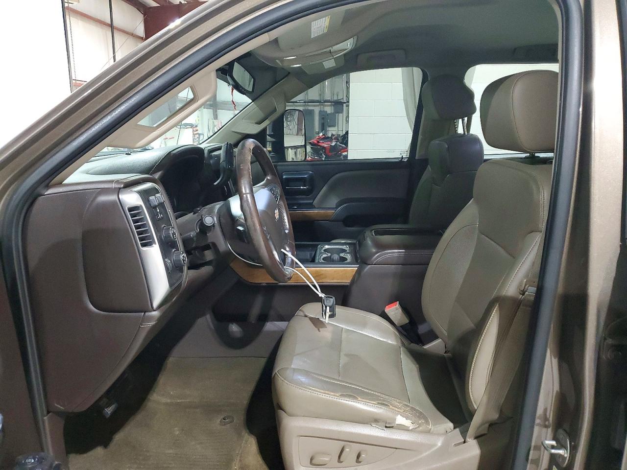 CHEVROLET SILVERADO 2015 — 8