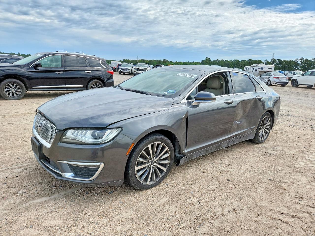 LINCOLN MKZ 2017 — 2