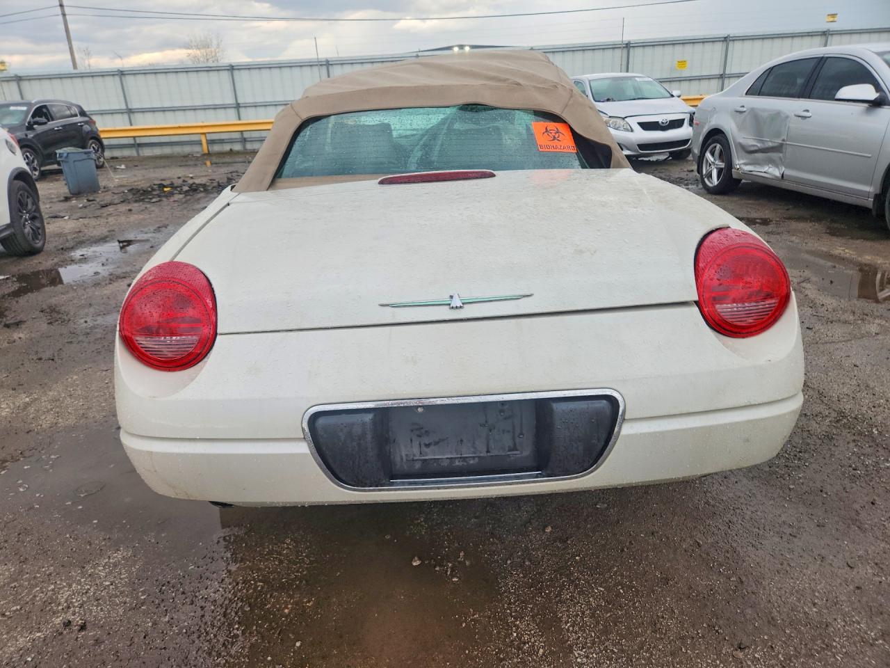 FORD THUNDERBIRD 2005 — 7