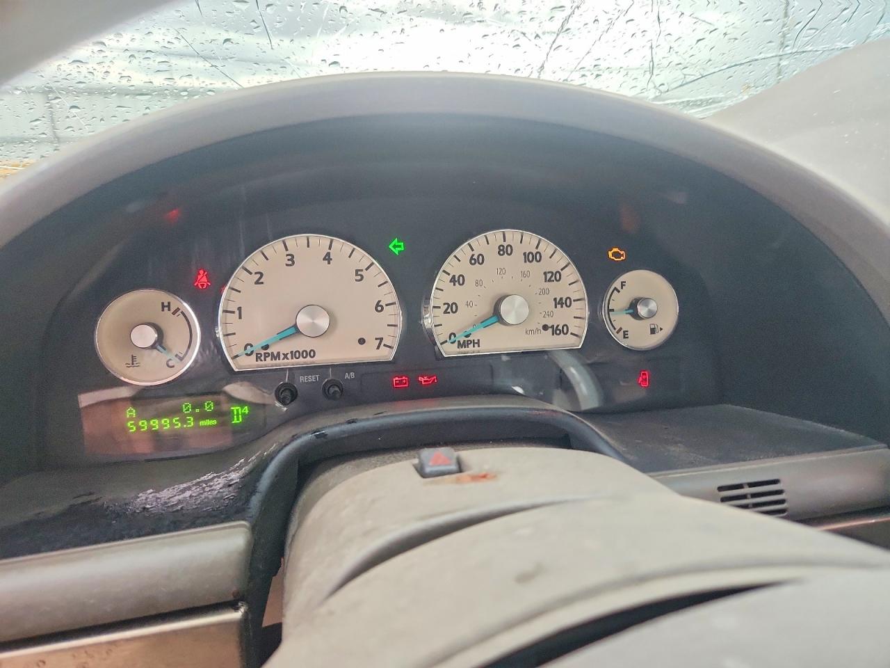 FORD THUNDERBIRD 2005 — 10