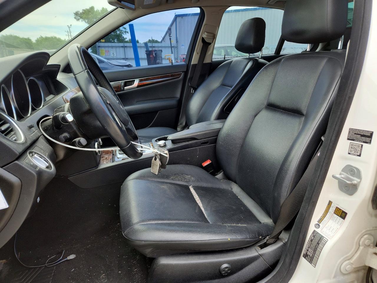 MERCEDES-BENZ C 2014 — 8