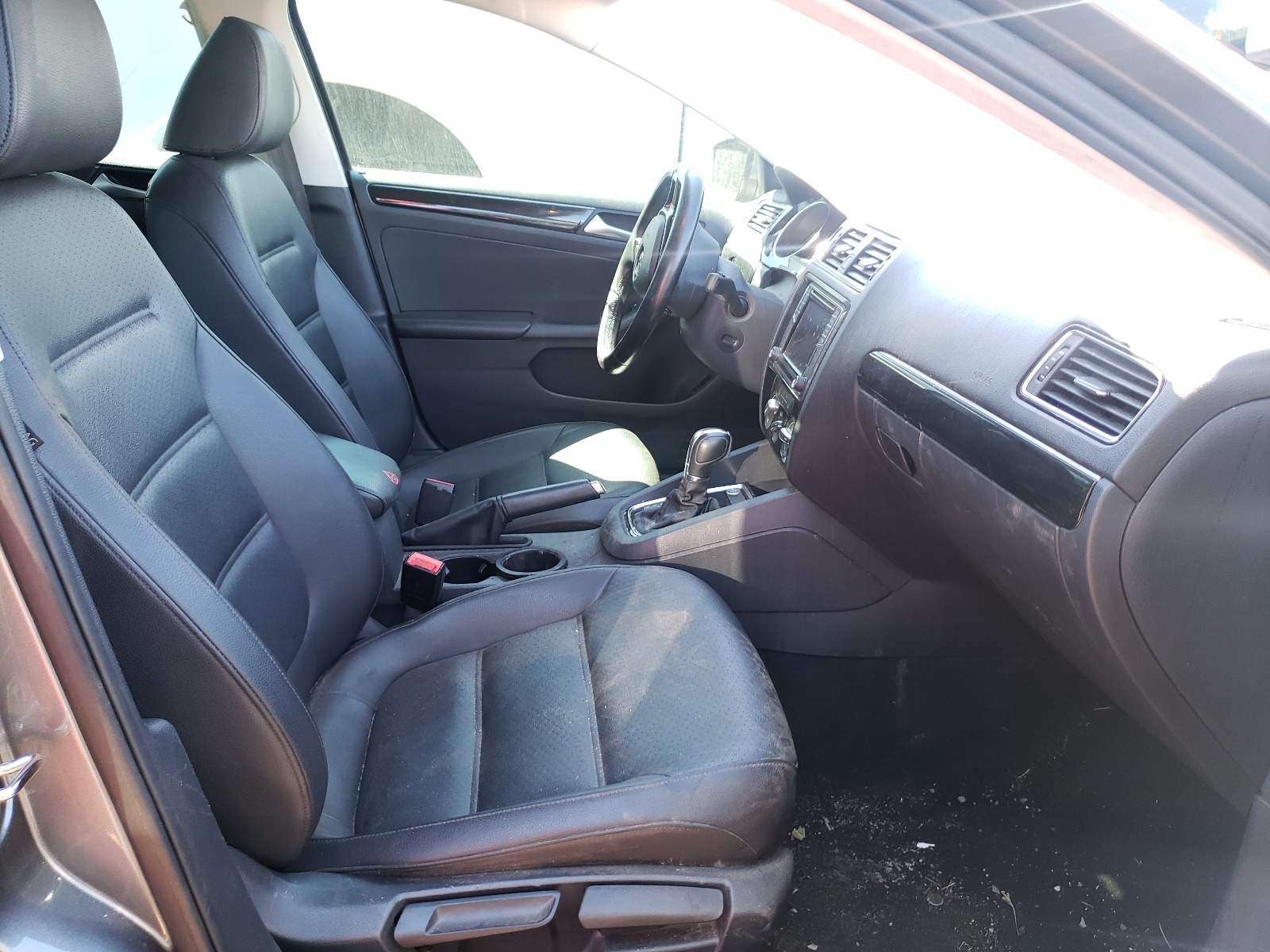 VOLKSWAGEN JETTA 2016 — 6