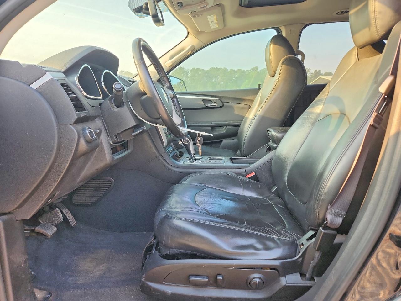 CHEVROLET TRAVERSE 2011 — 8