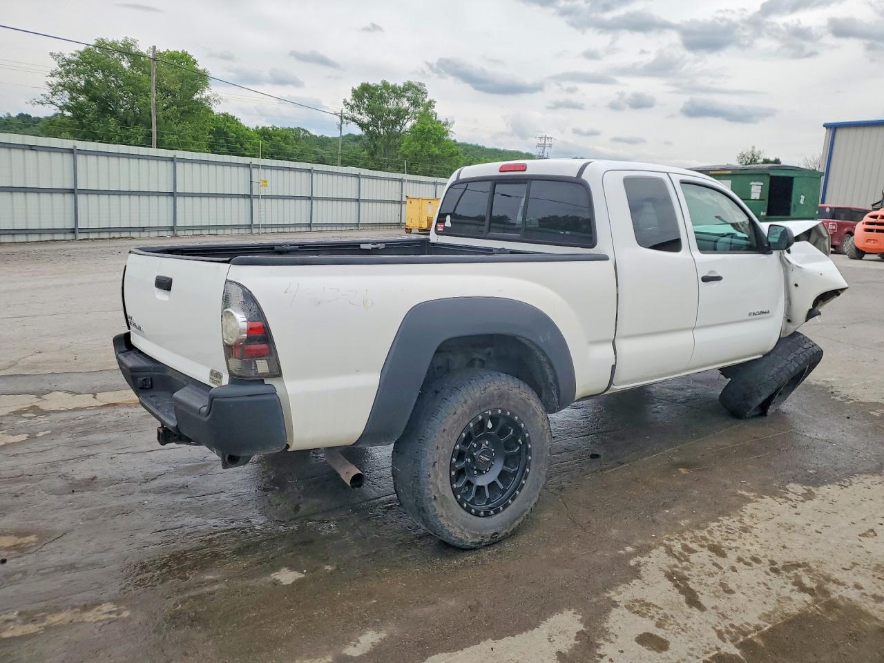 TOYOTA TACOMA 2014 — 4