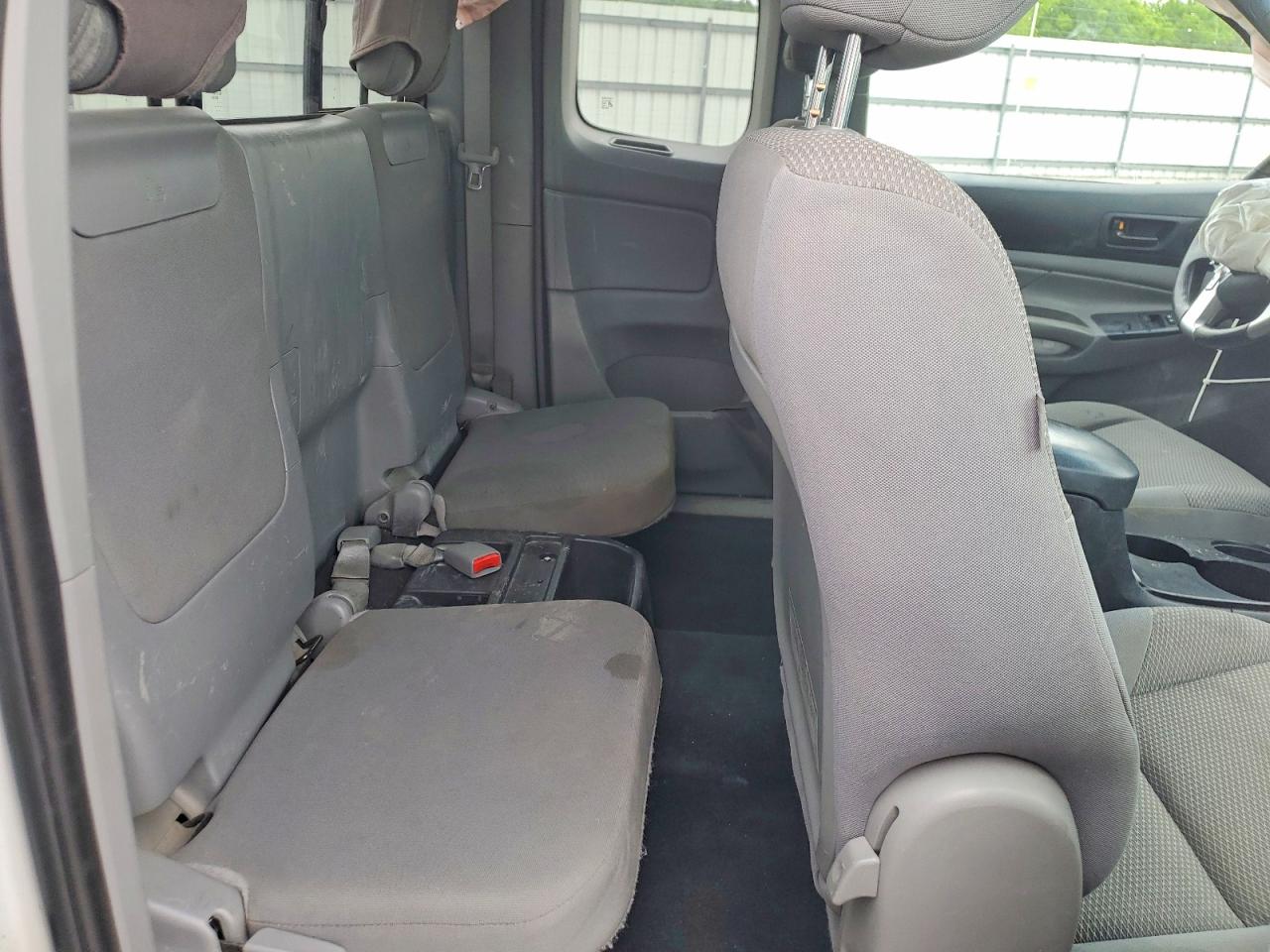 TOYOTA TACOMA 2014 — 11