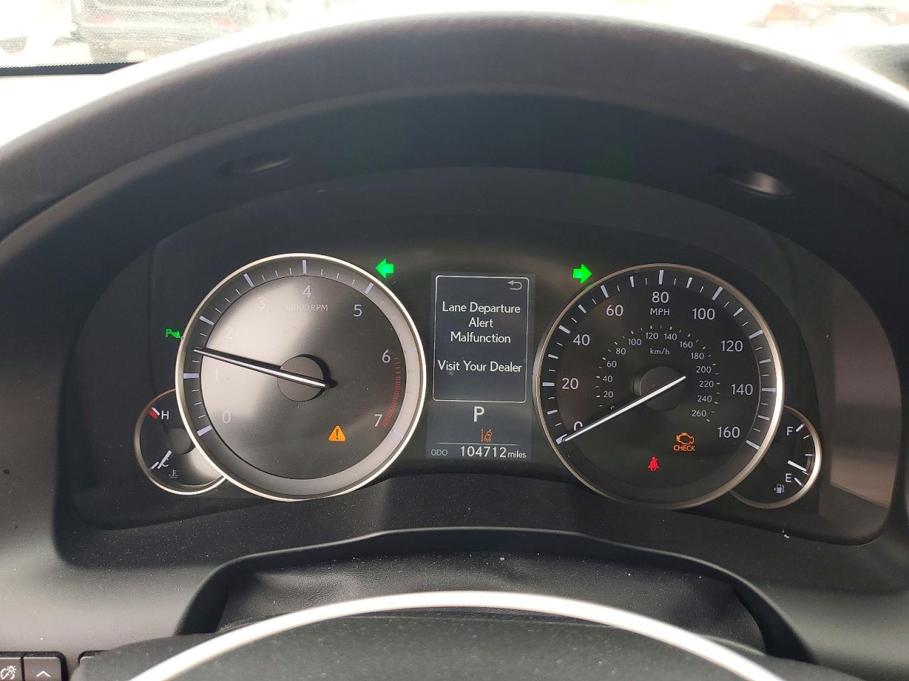 LEXUS ES 2018 — 10