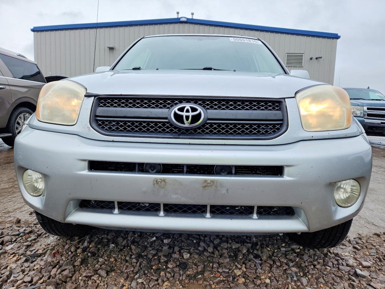 TOYOTA RAV4 2005 — 6