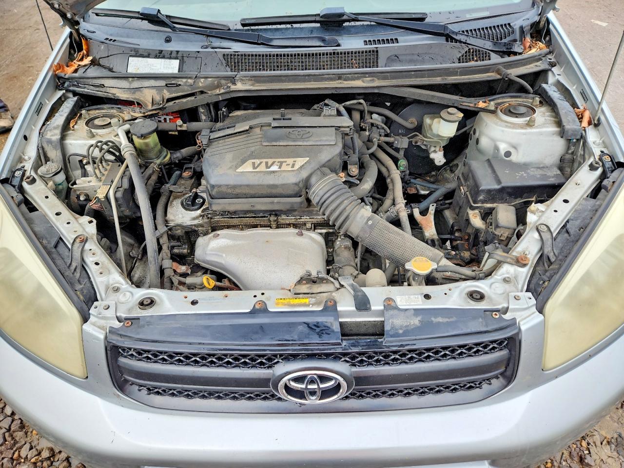 TOYOTA RAV4 2005 — 13