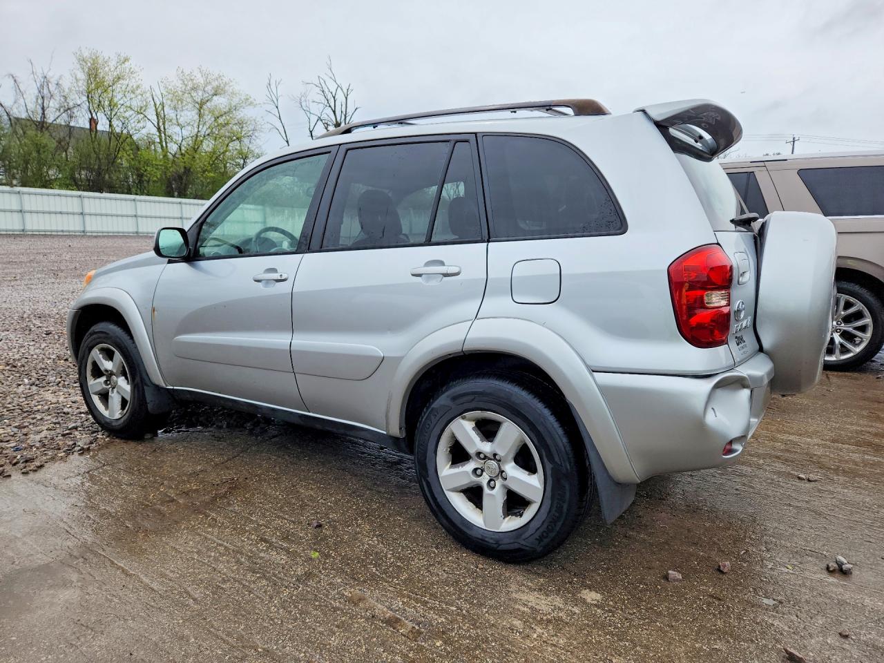 TOYOTA RAV4 2005 — 3