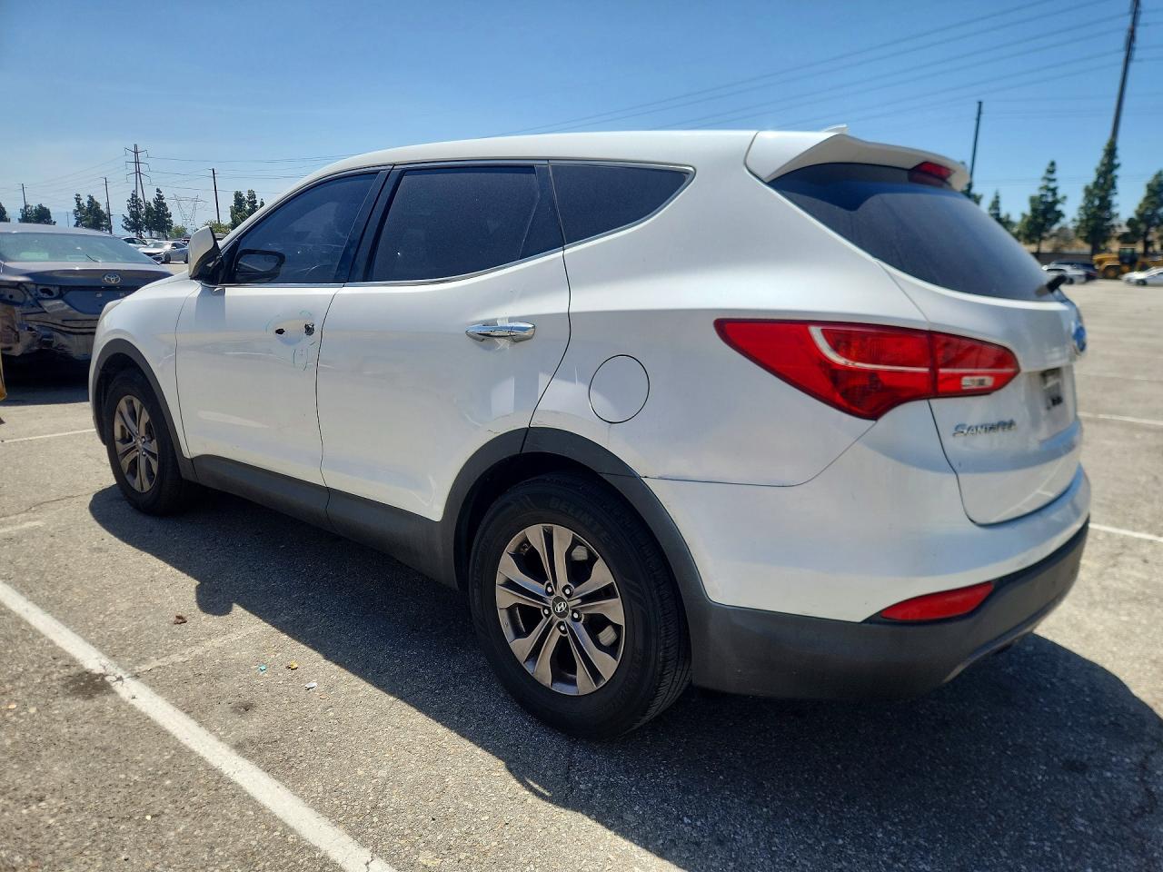 HYUNDAI SANTA FE SPORT 2015 — 3