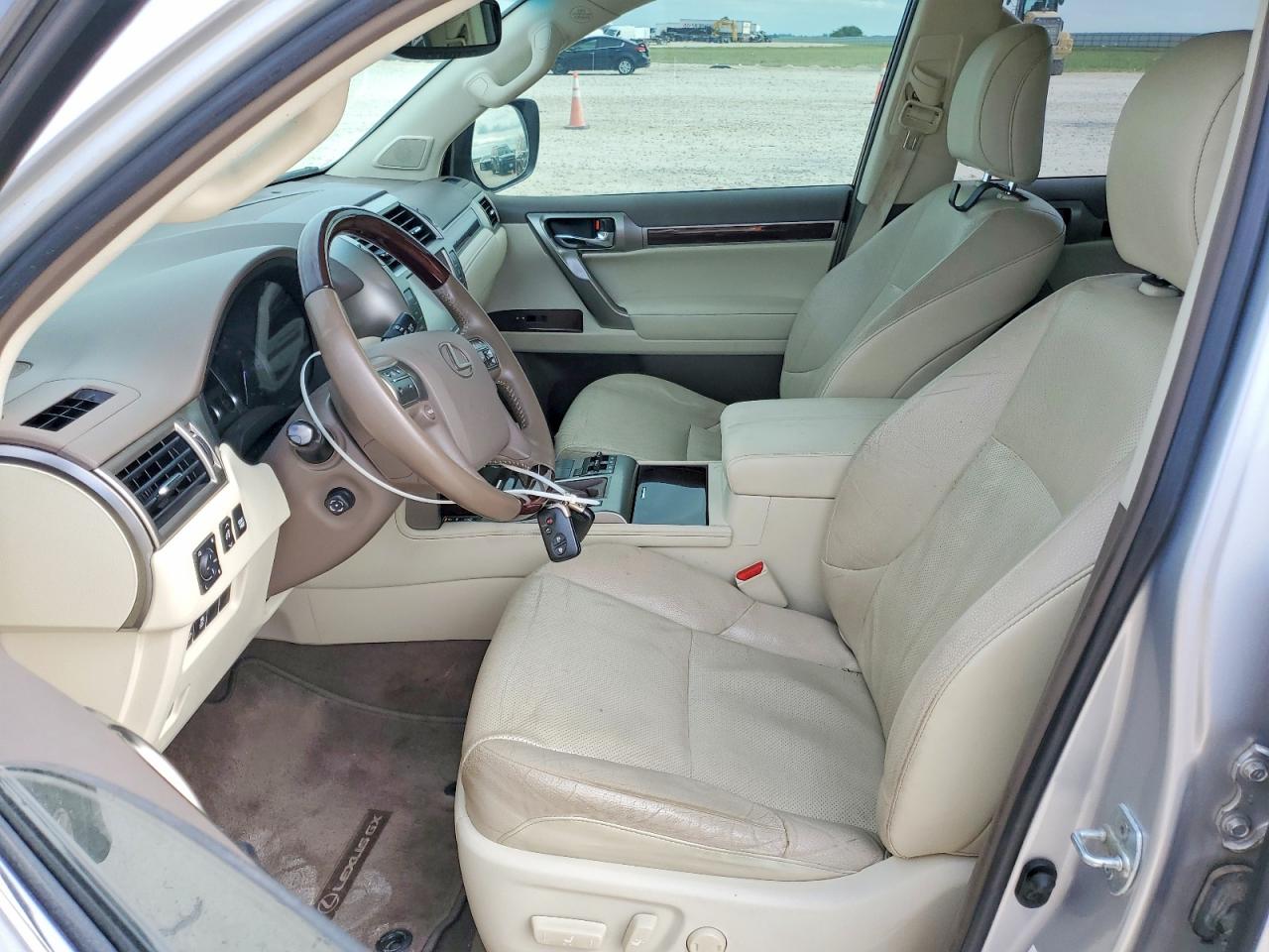LEXUS GX 2015 — 8