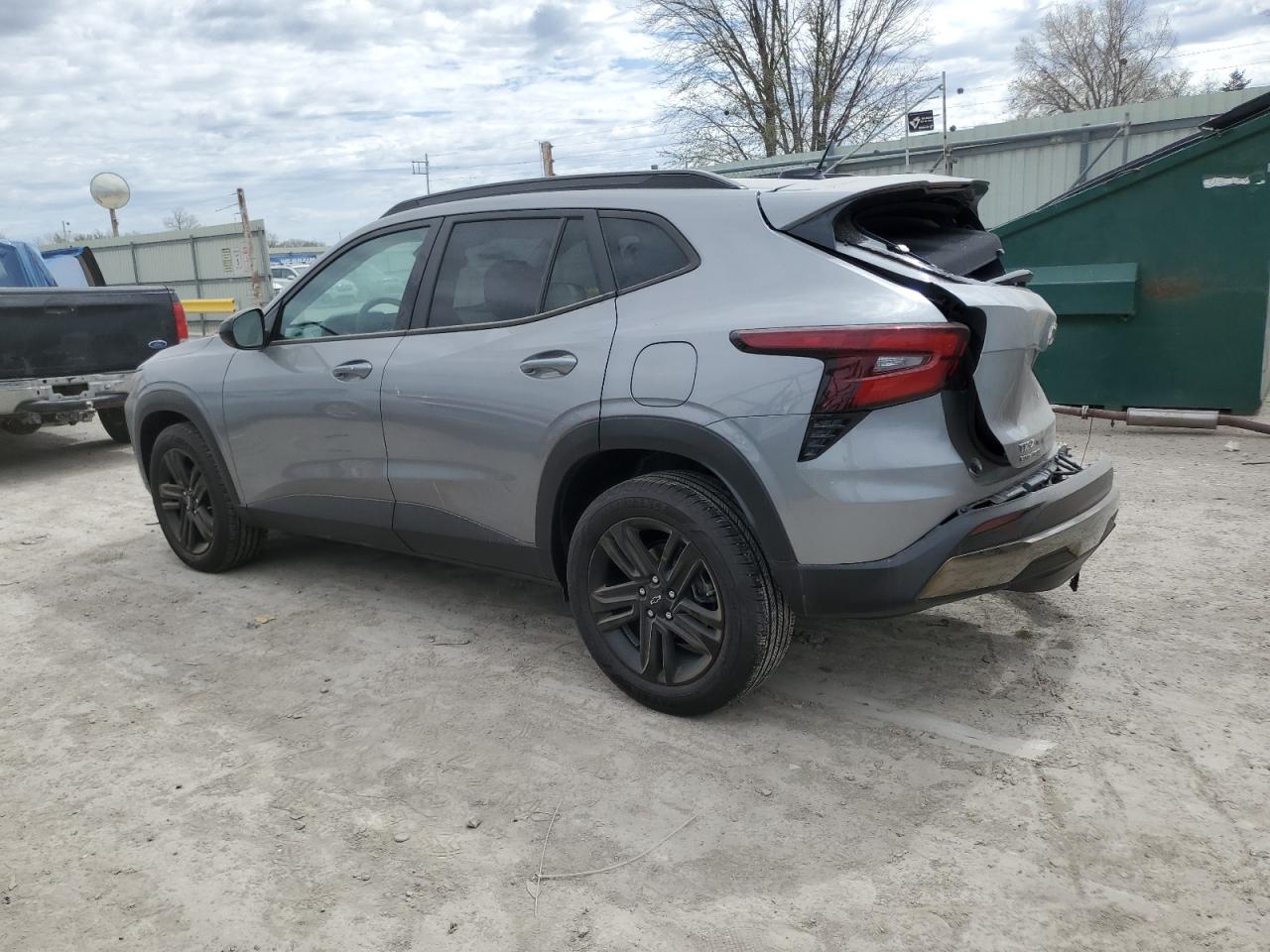 CHEVROLET TRAX 2024 — 3