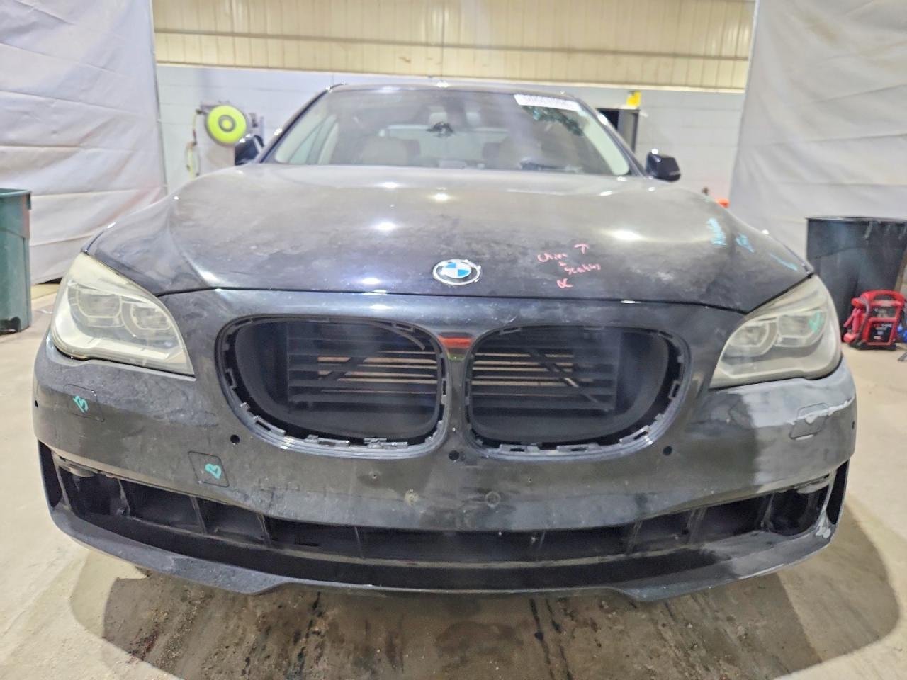 BMW 750 2013 — 6