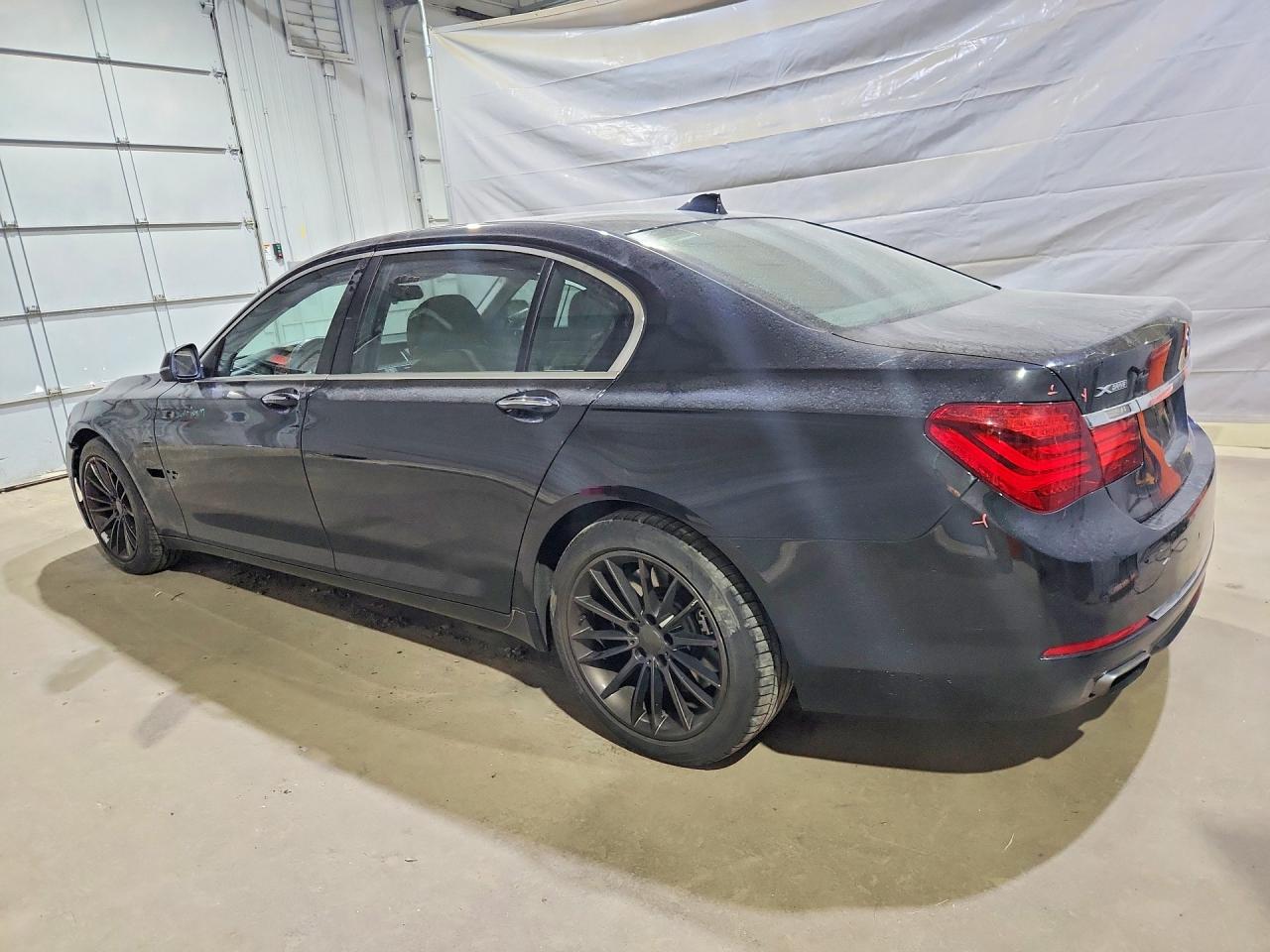 BMW 750 2013 — 3