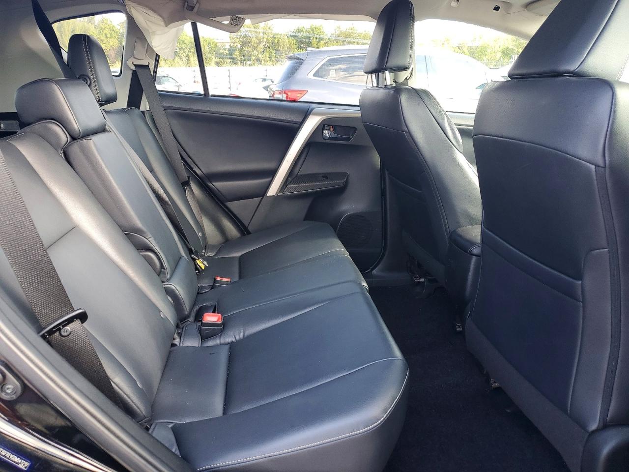 TOYOTA RAV4 2013 — 11