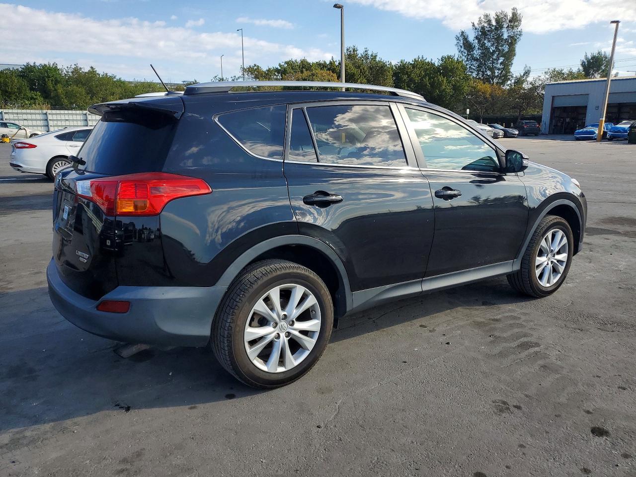 TOYOTA RAV4 2013 — 4