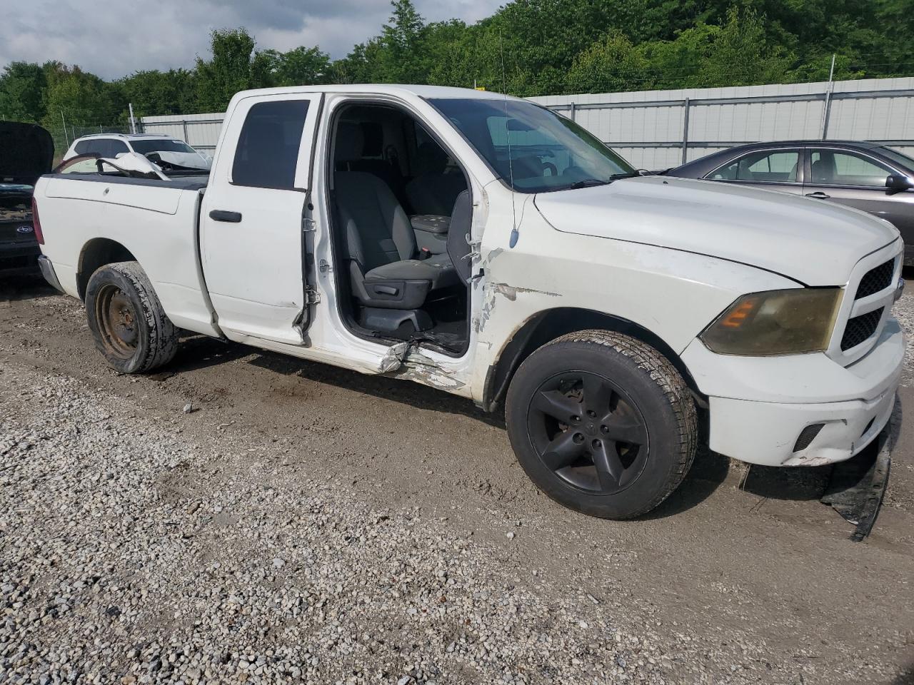 2013 RAM 1500 ST
