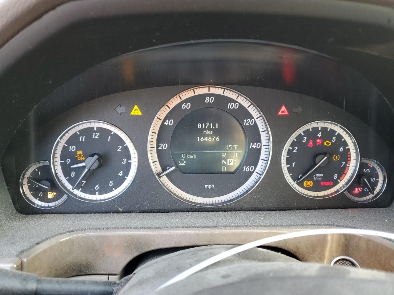 MERCEDES-BENZ E 2011 — 10
