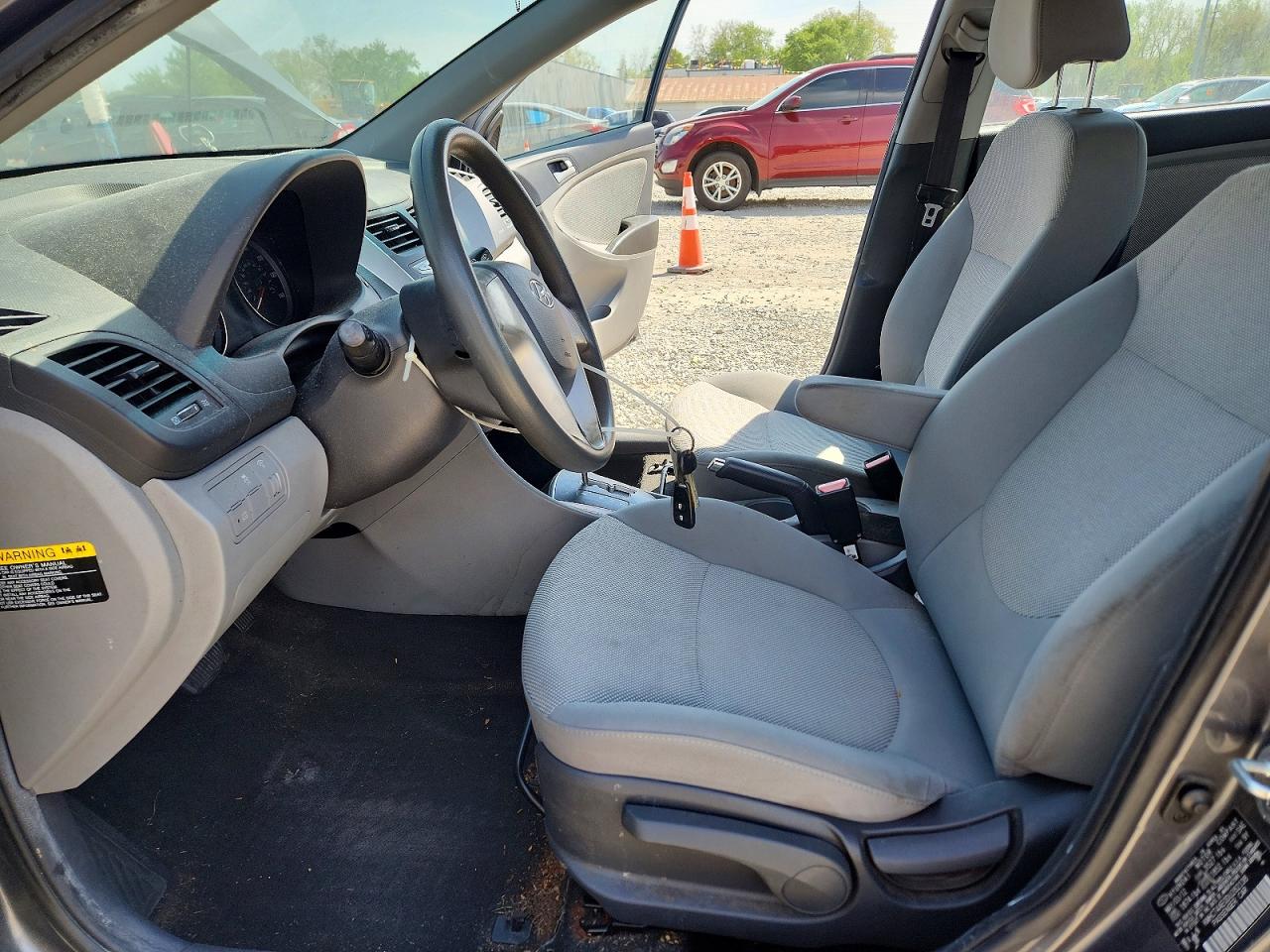 HYUNDAI ACCENT 2013 — 8