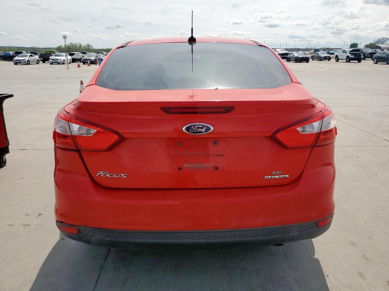FORD FOCUS 2013 — 7