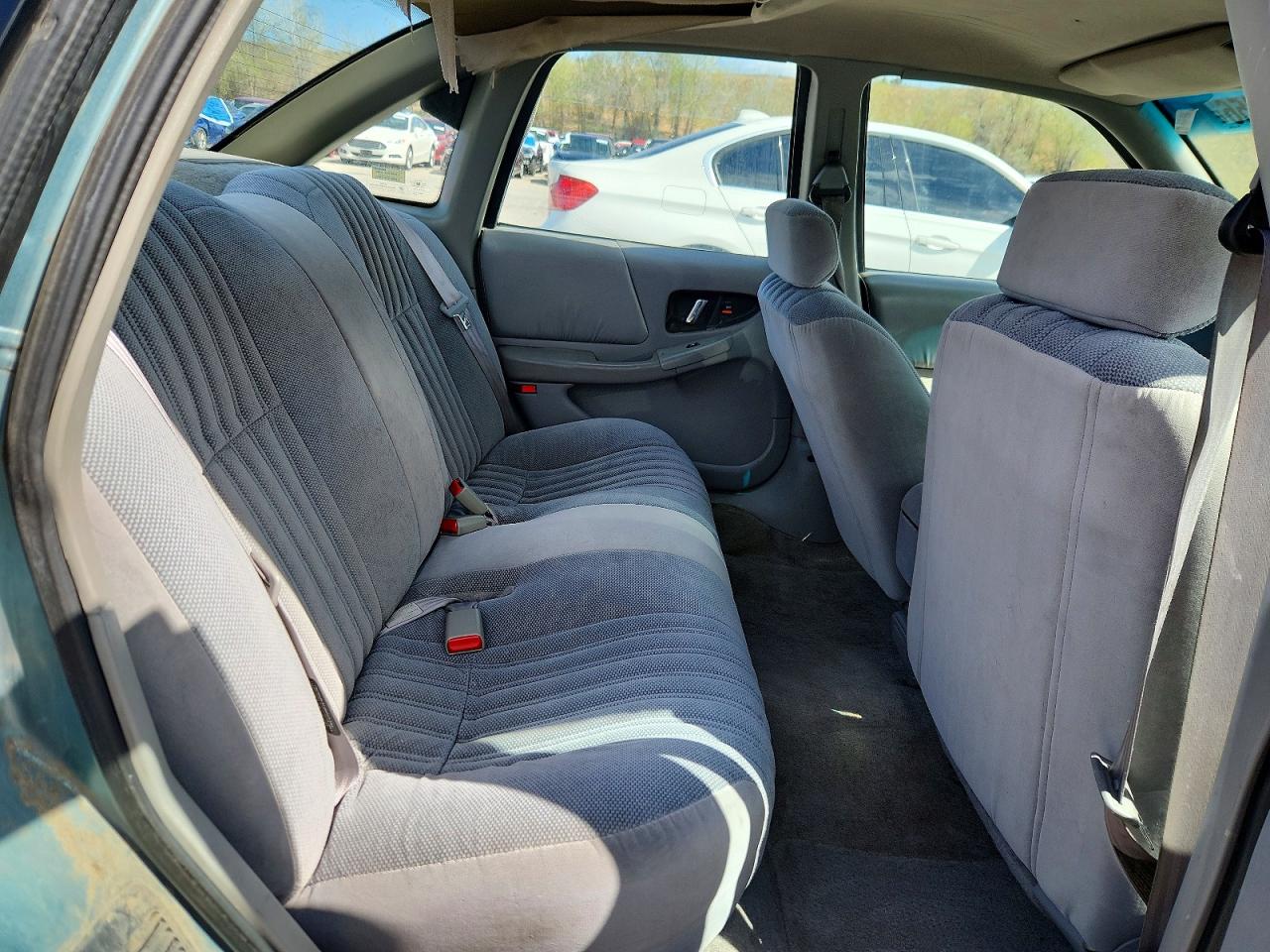 BUICK REGAL 1996 — 11