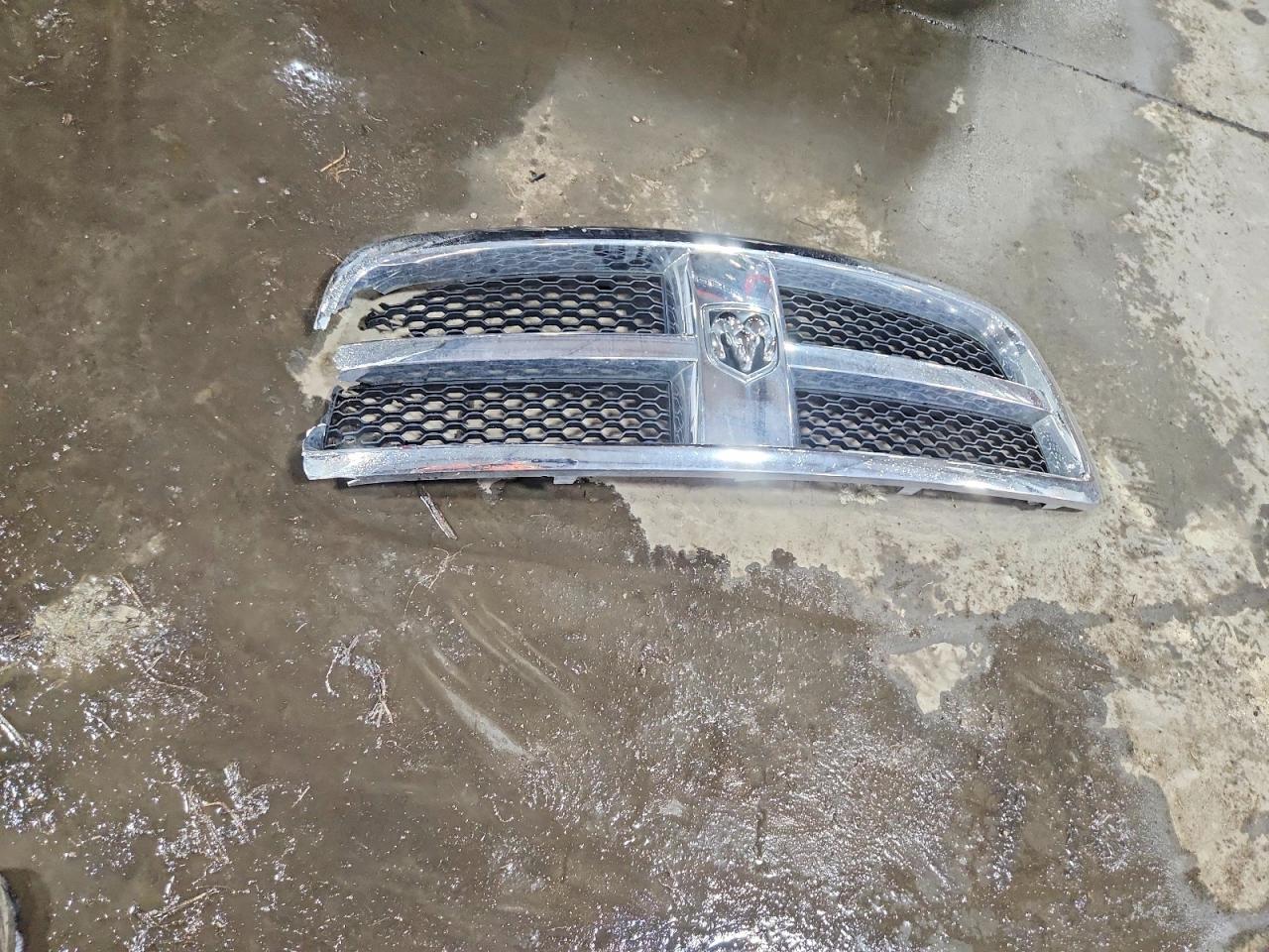 DODGE RAM 1500 2011 — 13
