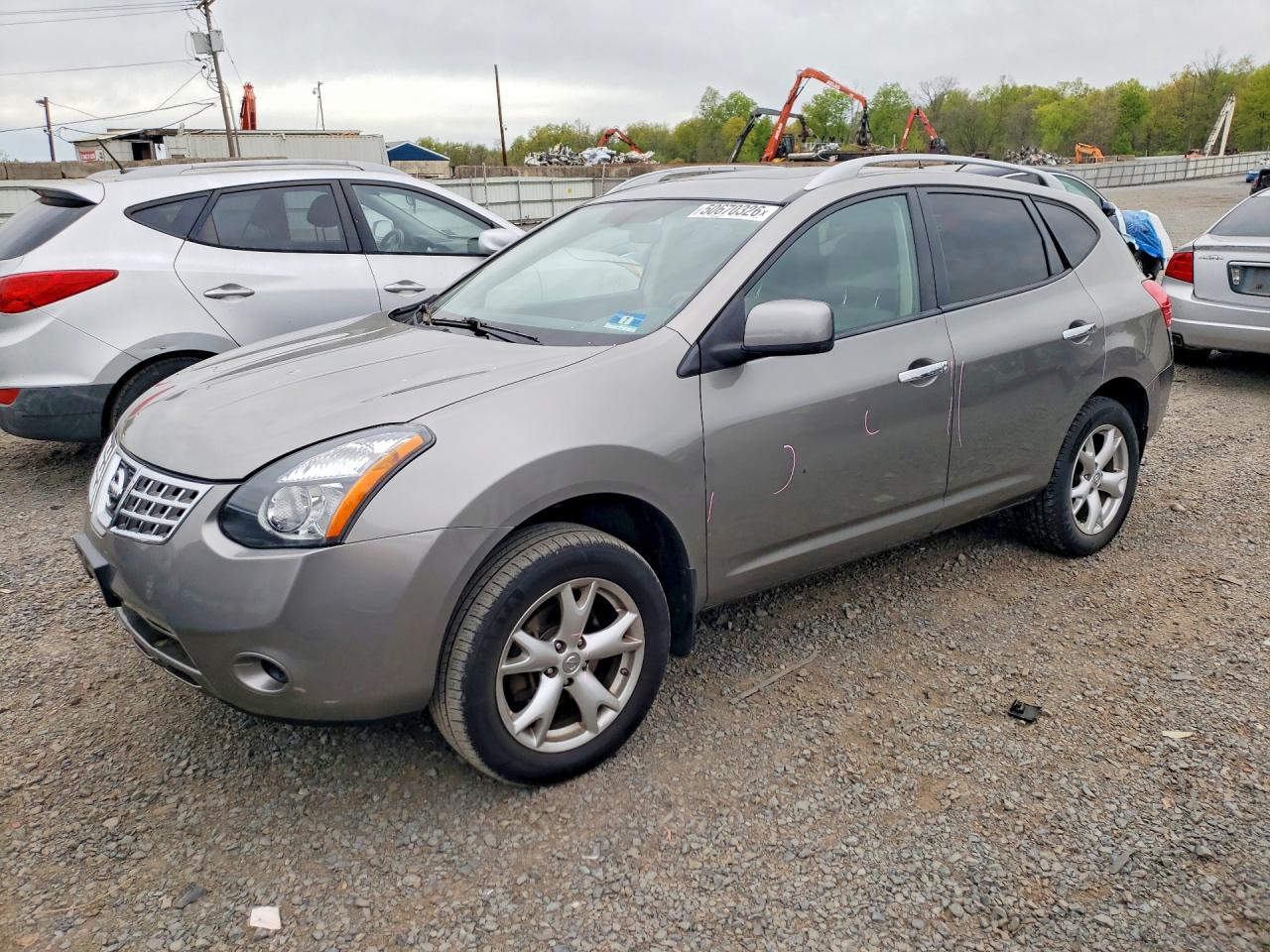 NISSAN ROGUE 2010 — 2