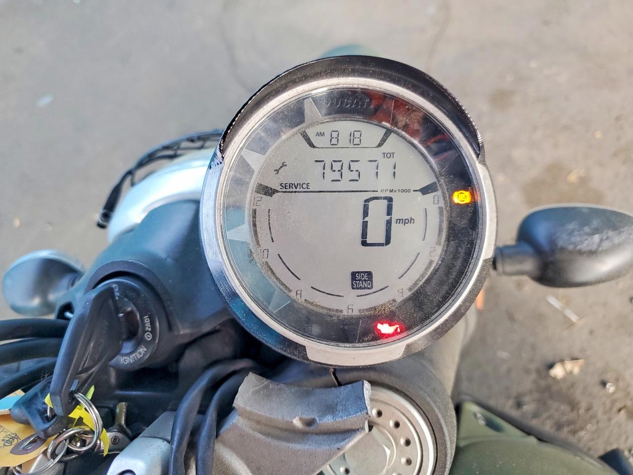 DUCATI SCRAMBLER 2016 — 8