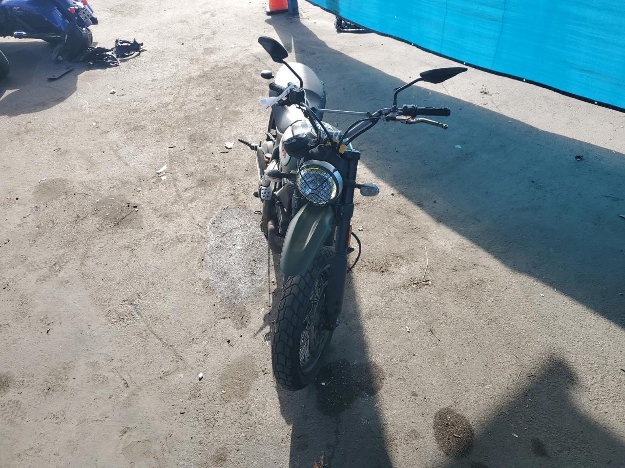 DUCATI SCRAMBLER 2016 — 6