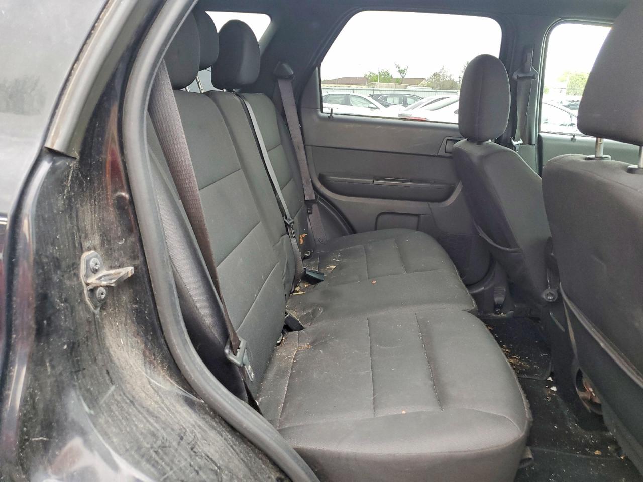FORD ESCAPE 2012 — 11