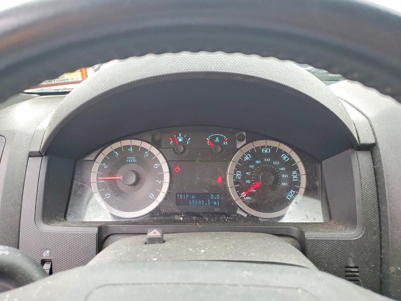 FORD ESCAPE 2012 — 10