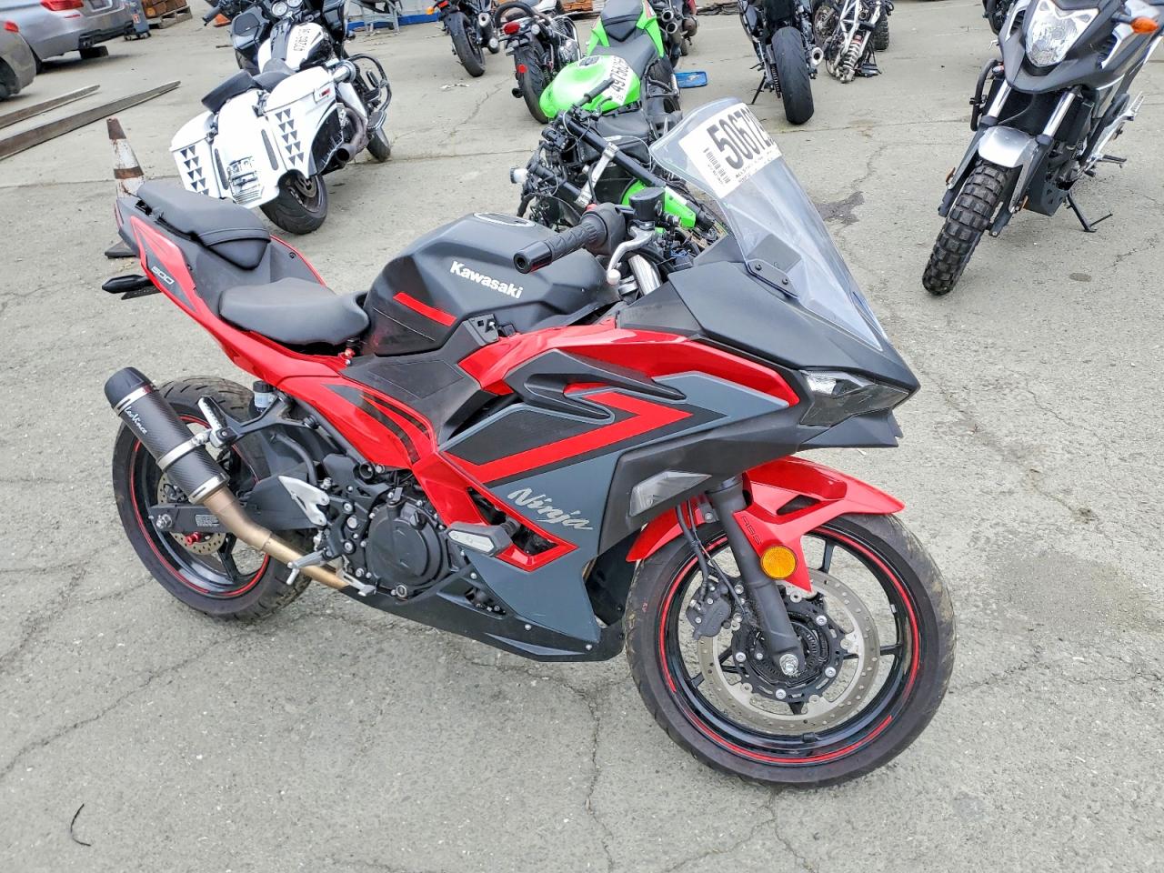 KAWASAKI EX500 2025 — 2