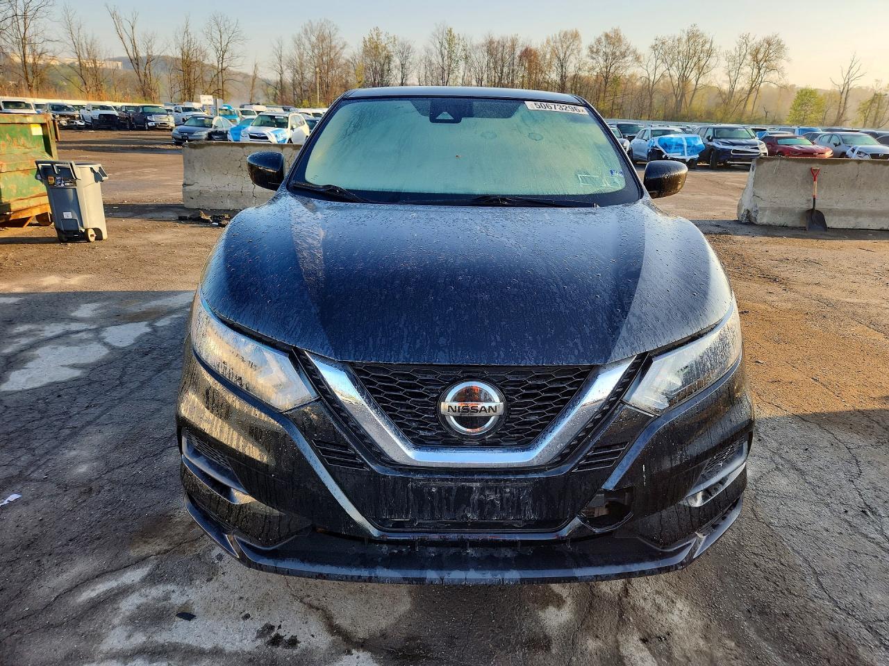 NISSAN ROGUE SPORT 2021 — 6