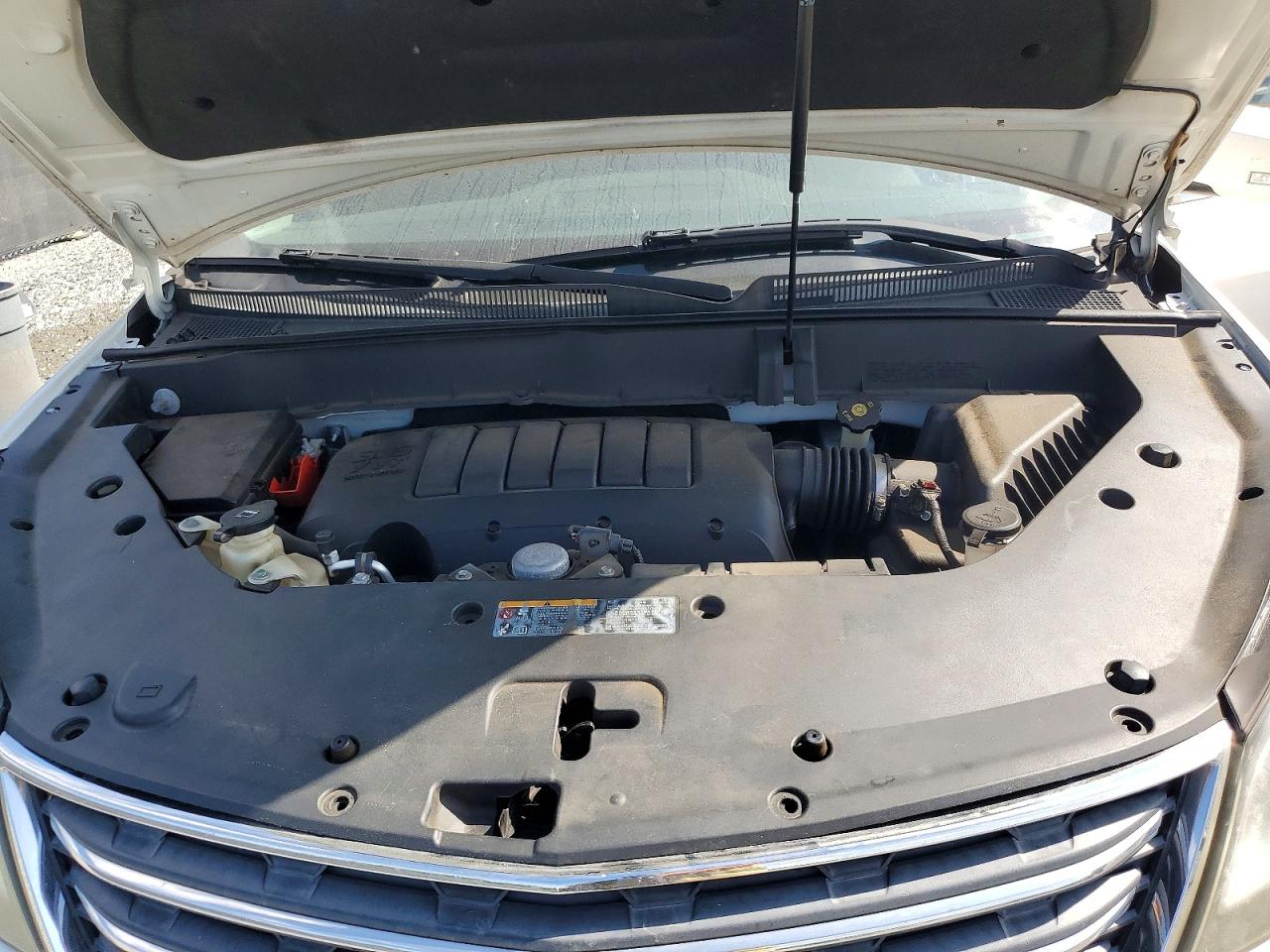 CHEVROLET TRAVERSE 2015 — 13