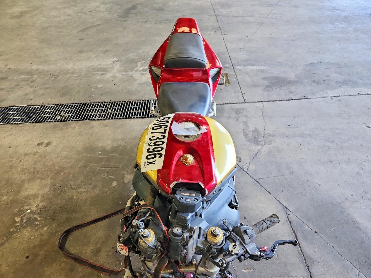 HONDA CBR1000 2006 — 6