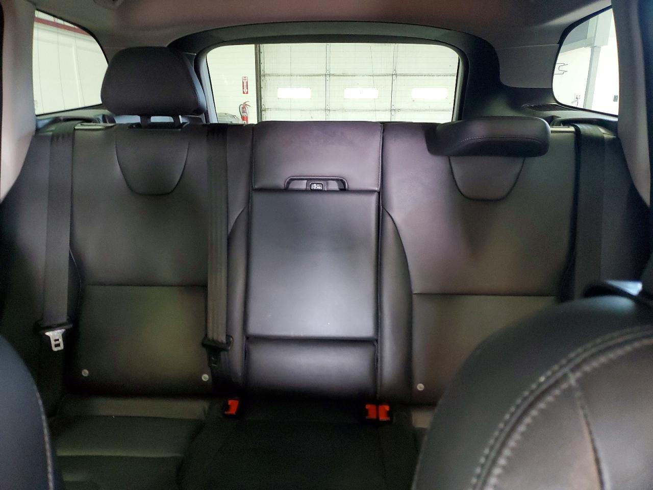 VOLVO XC60 2016 — 11