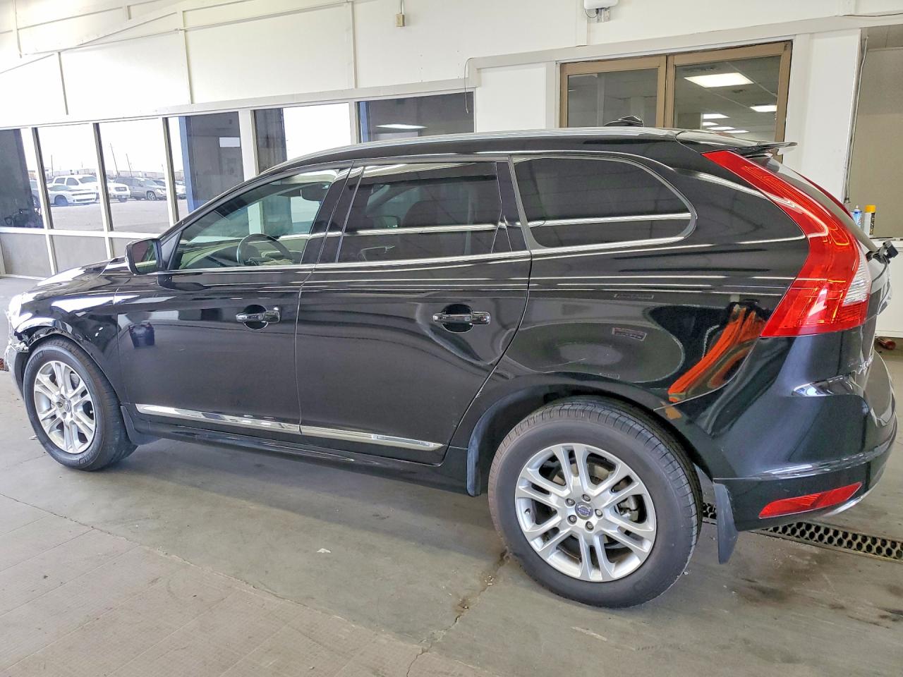 VOLVO XC60 2016 — 3