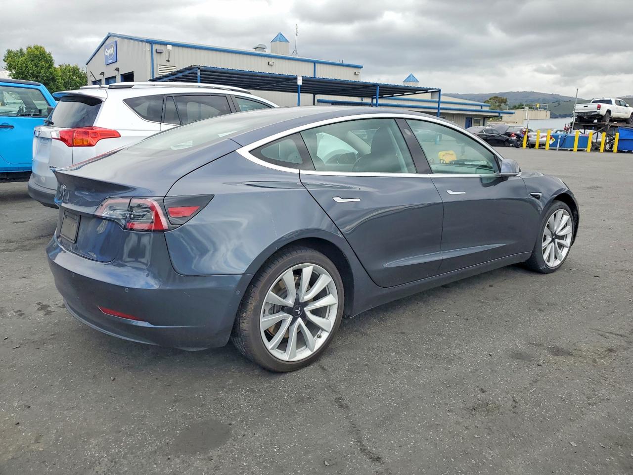 TESLA MODEL 3 2019 — 4