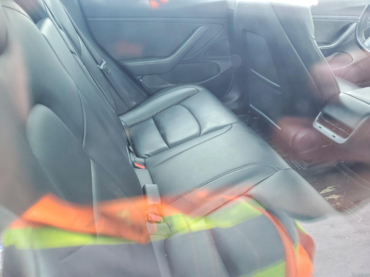 TESLA MODEL 3 2019 — 11