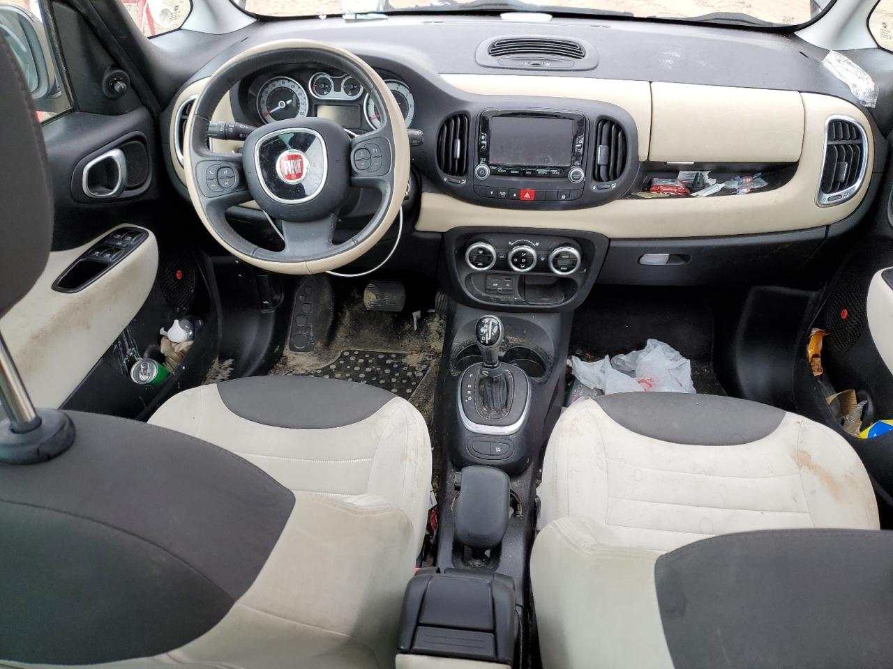 FIAT 500L 2014 — 9