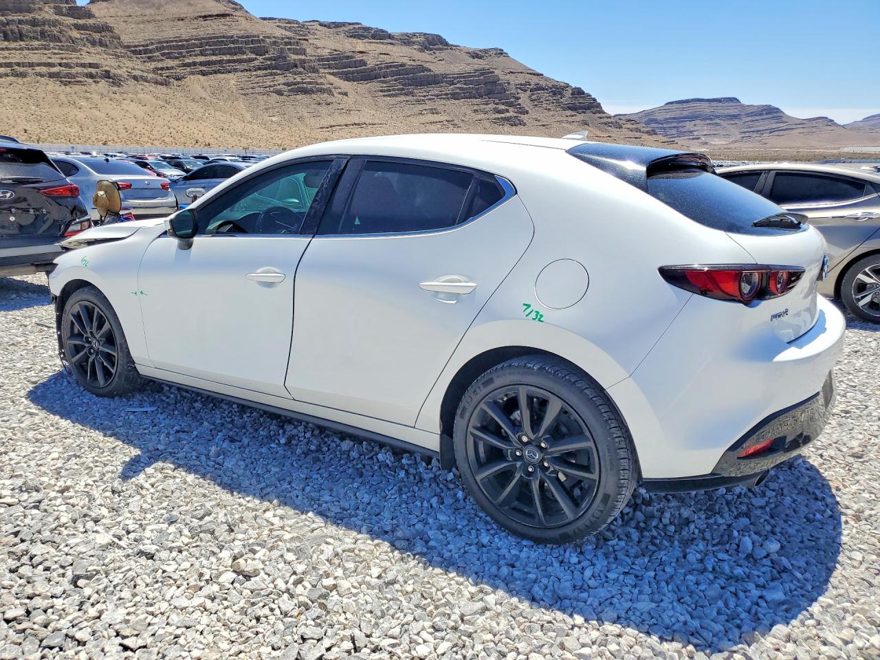 MAZDA 3 2021 — 3